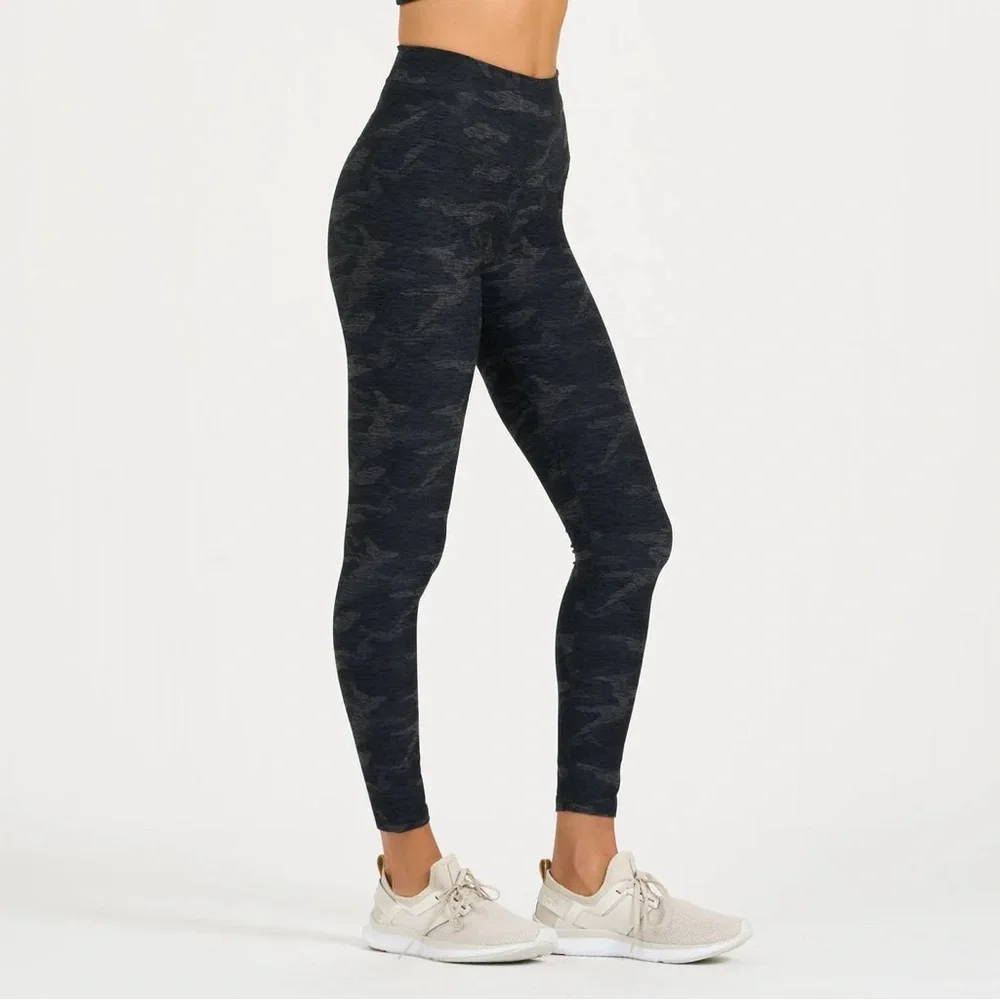 Vuori Clean Elevation Leggings